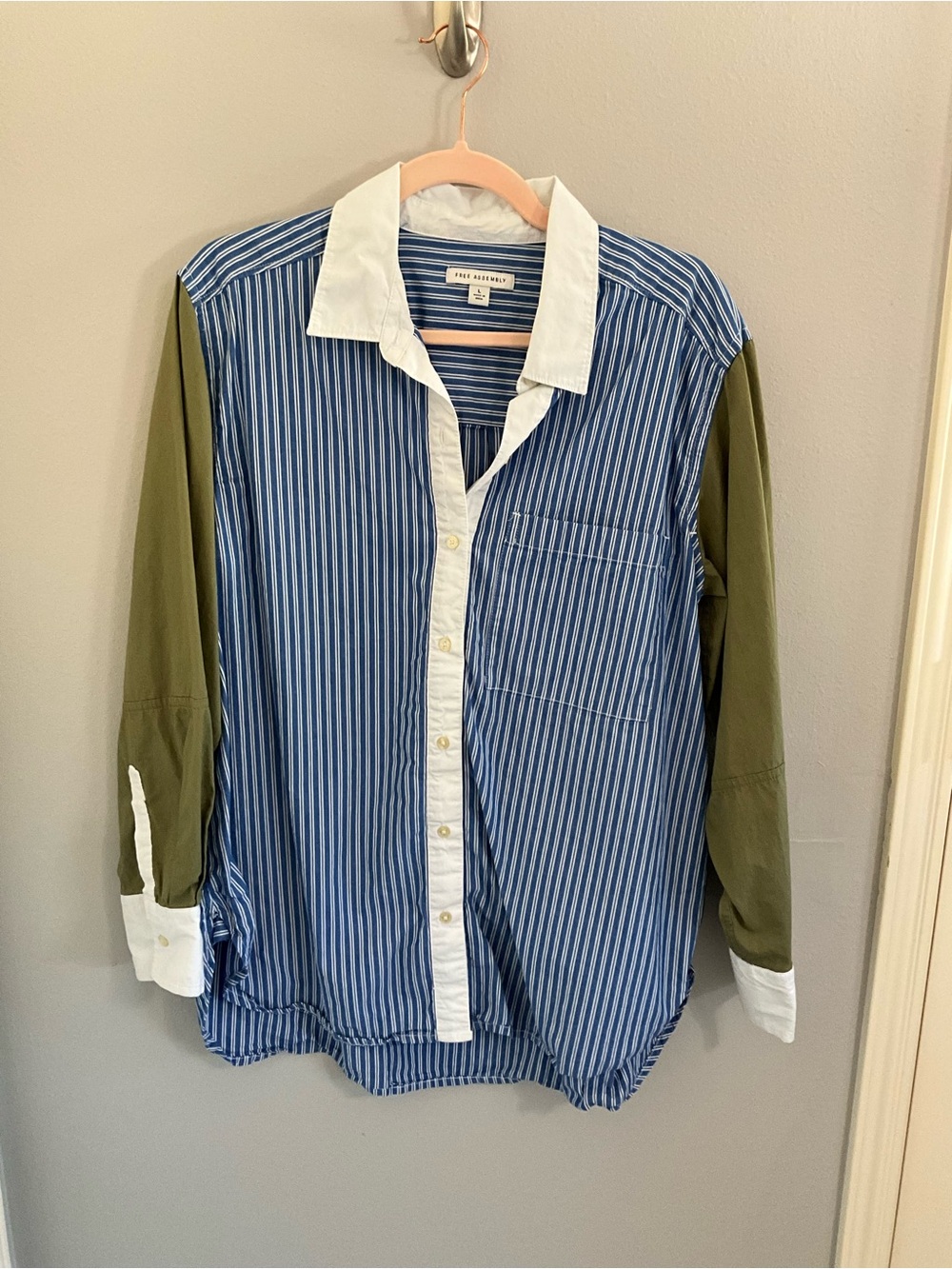 Free Assembly Blue Striped Colorblock Button Down Shirt Size L